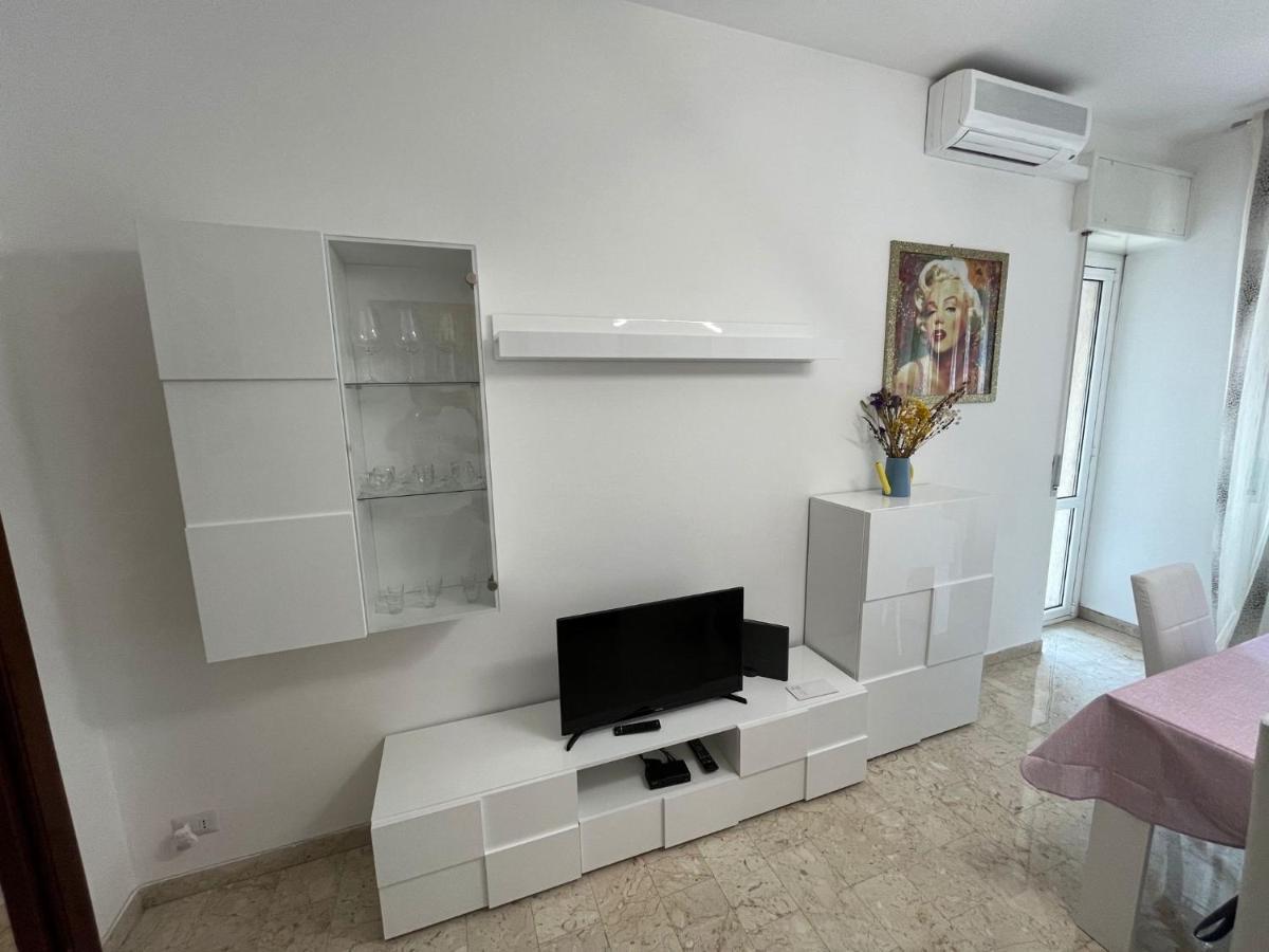 Casa Vittoria A Due Passi Da Milano Apartment Cesano Boscone Ngoại thất bức ảnh