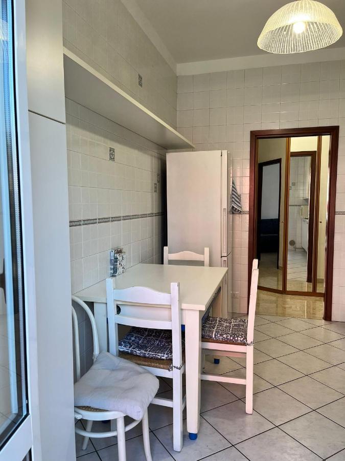 Casa Vittoria A Due Passi Da Milano Apartment Cesano Boscone Ngoại thất bức ảnh